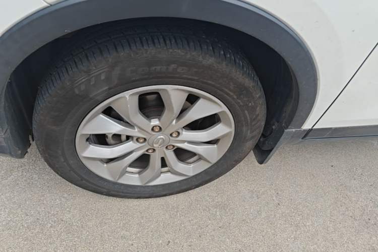 Used GAC Trumpchi GS3 2017 150N Automatic Elite Edition Left Front Wheel Hub