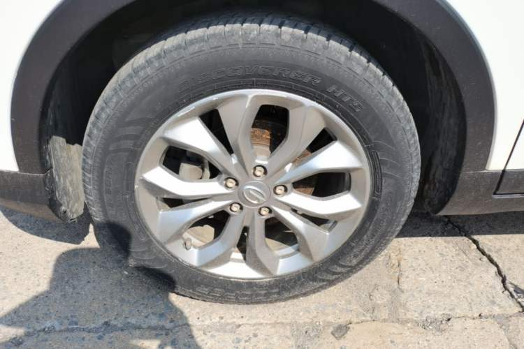 Used GAC Trumpchi GS3 2017 150N Manual Elite Edition Left Front Wheel Hub