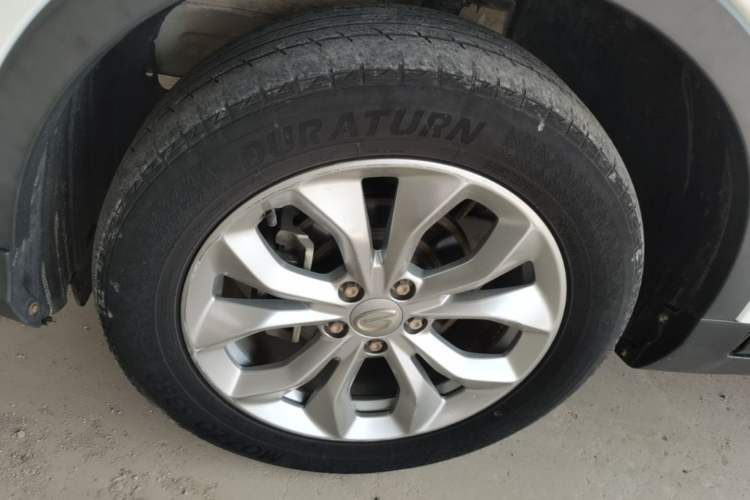 Used GAC Trumpchi GS3 2017 150N Manual Elite Edition Left Front Wheel Hub