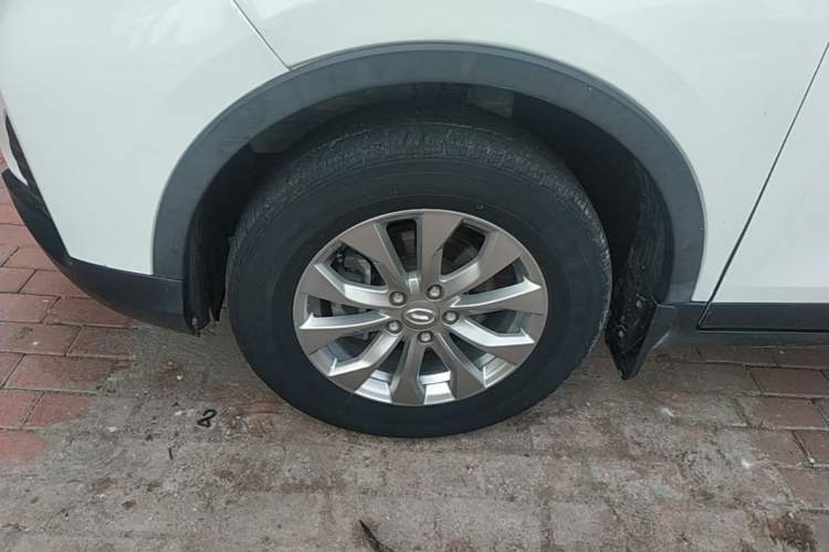 Used GAC Trumpchi GS3 2017 150N Manual Comfort Edition Left Front Wheel Hub