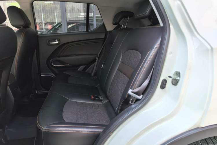 Used GAC Trumpchi GS3 2017 150N Automatic Elite Edition Left Rear Seat