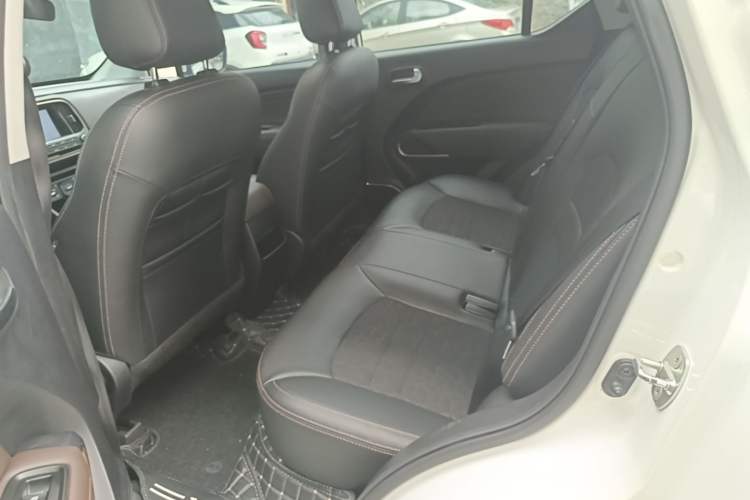 Used GAC Trumpchi GS3 2017 150N Automatic Elite Edition Left Rear Seat