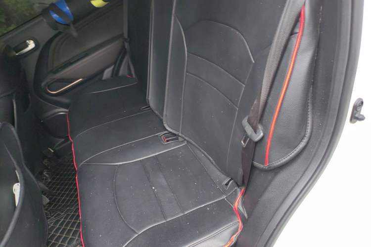 Used GAC Trumpchi GS3 2017 150N Automatic Comfort Edition Left Rear Seat