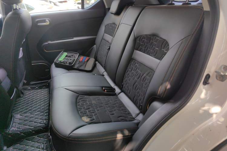 Used GAC Trumpchi GS3 2017 150N Automatic Elite Edition Left Rear Seat