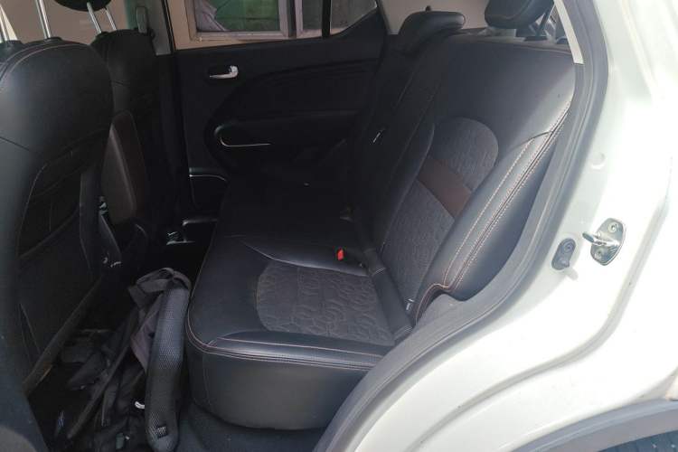 Used GAC Trumpchi GS3 2017 150N Automatic Elite Edition Left Rear Seat