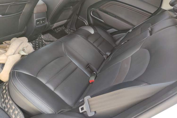 Used GAC Trumpchi GS3 2017 200T Automatic Luxury Edition Left Rear Seat