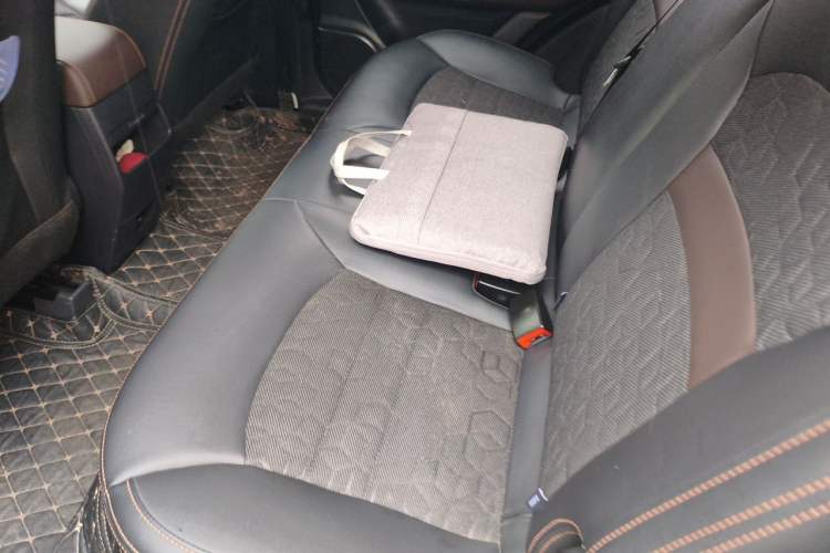 Used GAC Trumpchi GS3 2017 150N Automatic Elite Edition Left Rear Seat