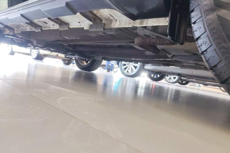 Used GAC Trumpchi GS3 2017 150N Automatic Elite Edition Left Side Sill