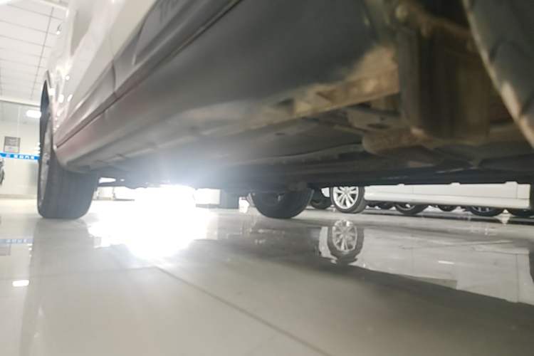 Used GAC Trumpchi GS3 2017 150N Automatic Elite Edition Left Side Sill