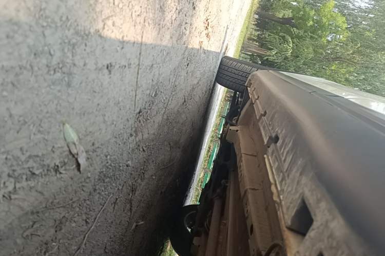 Used GAC Trumpchi GS3 2017 150N Automatic Elite Edition Left Side Sill