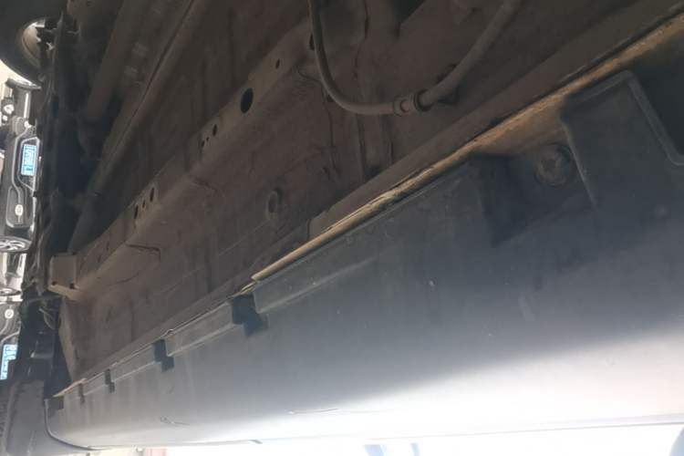 Used GAC Trumpchi GS3 2017 150N Automatic Elite Edition Left Side Sill