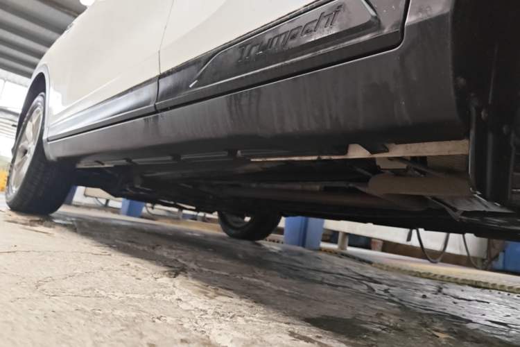 Used GAC Trumpchi GS3 2017 150N Manual Luxury Edition Left Side Sill