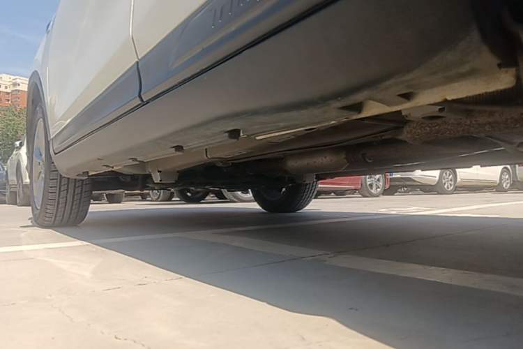 Used GAC Trumpchi GS3 2017 200T Automatic Elite Edition Left Side Sill