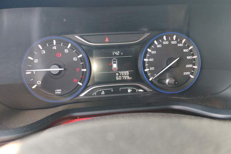 Used GAC Trumpchi GS3 2017 150N Manual Elite Edition Odometer Close Up