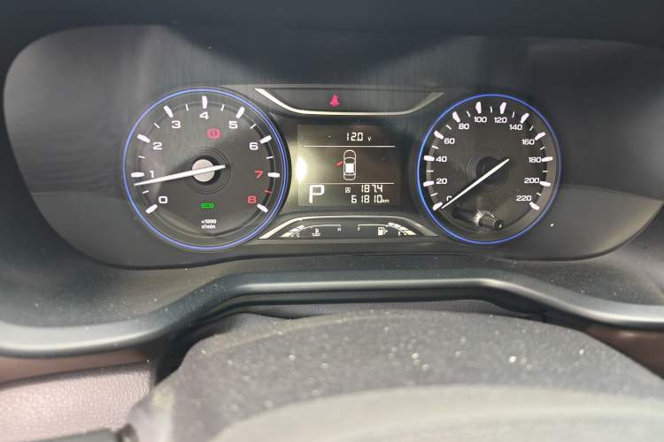 Used GAC Trumpchi GS3 2017 150N Automatic Elite Edition Odometer Close Up