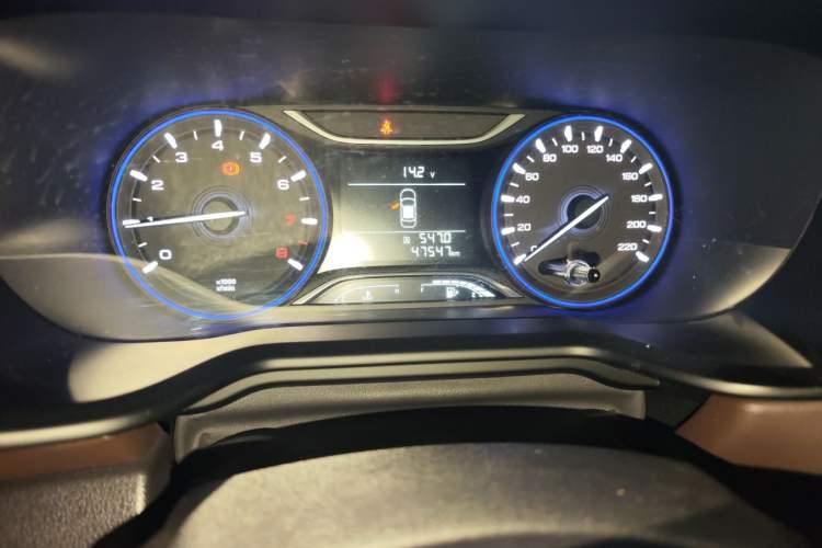 Used GAC Trumpchi GS3 2017 150N Manual Elite Edition Odometer Close Up
