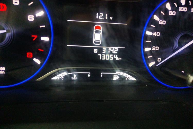 Used GAC Trumpchi GS3 2017 150N Manual Comfort Edition Odometer Close Up