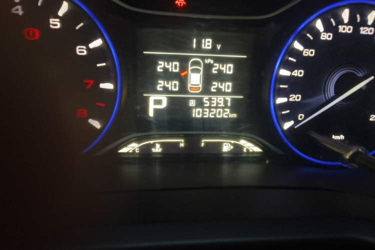 Used GAC Trumpchi GS3 2017 200T Automatic Elite Edition Odometer Close Up