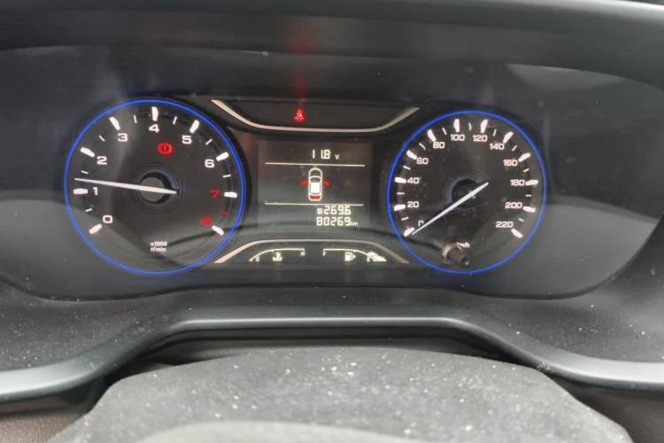 Used GAC Trumpchi GS3 2017 150N Manual Elite Edition Odometer Close Up
