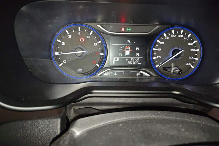 Used GAC Trumpchi GS3 2017 150N Automatic Elite Edition Odometer Close Up
