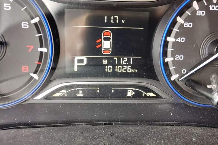 Used GAC Trumpchi GS3 2017 150N Automatic Elite Edition Odometer Close Up