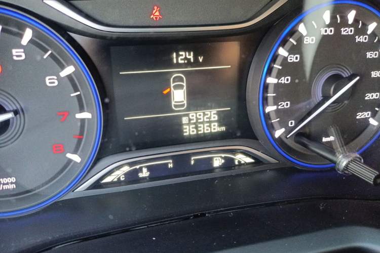 Used GAC Trumpchi GS3 2017 150N Manual Elite Edition Odometer Close Up