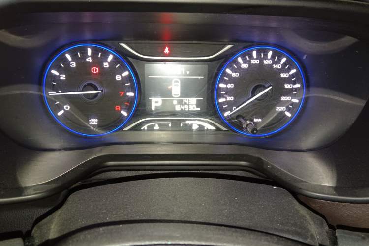 Used GAC Trumpchi GS3 2017 150N Automatic Elite Edition Odometer Close Up