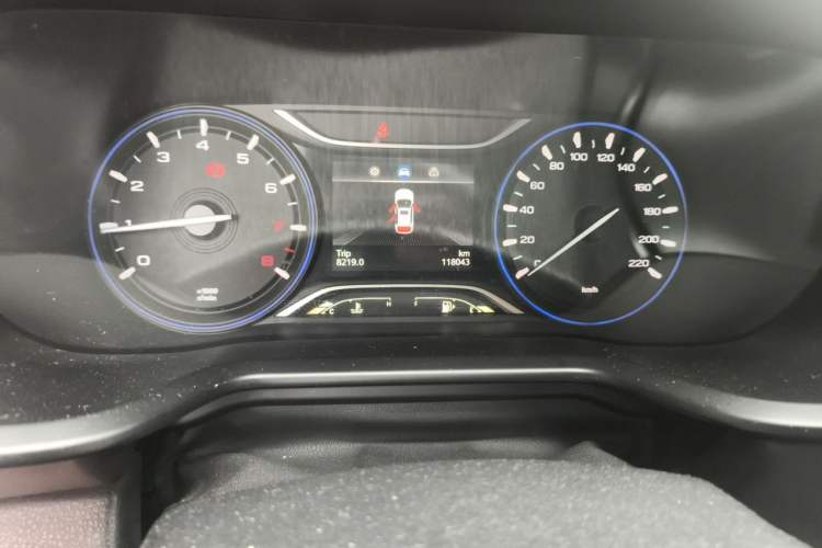 Used GAC Trumpchi GS3 2017 150N Manual Luxury Edition Odometer Close Up