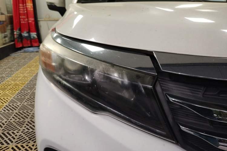 Used GAC Trumpchi GS3 2017 150N Manual Elite Edition Right Front Headlight