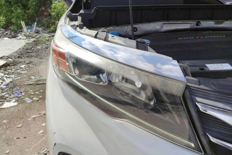 Used GAC Trumpchi GS3 2017 200T Automatic Luxury Edition Right Front Headlight