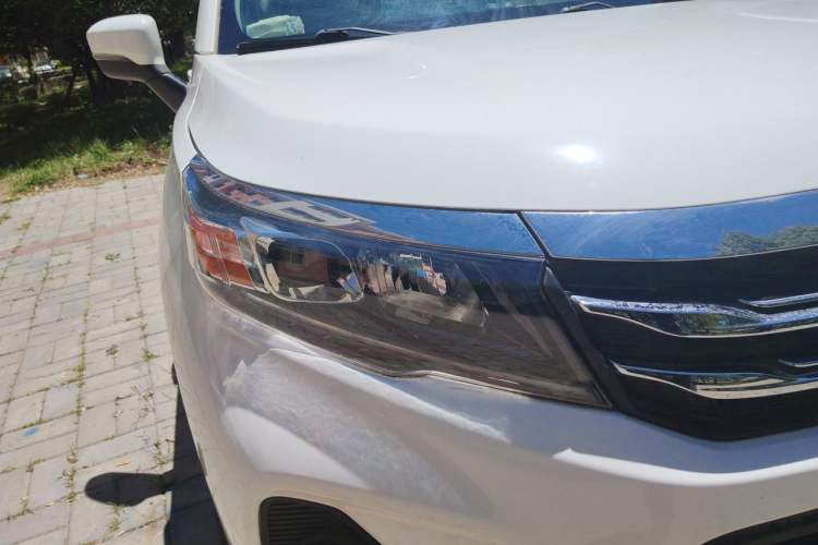 Used GAC Trumpchi GS3 2017 150N Manual Elite Edition Right Front Headlight