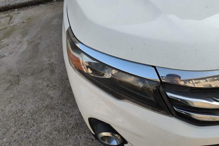 Used GAC Trumpchi GS3 2017 150N Automatic Elite Edition Right Front Headlight