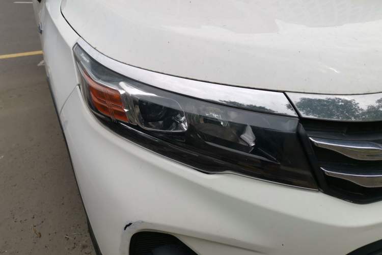 Used GAC Trumpchi GS3 2017 150N Automatic Elite Edition Right Front Headlight