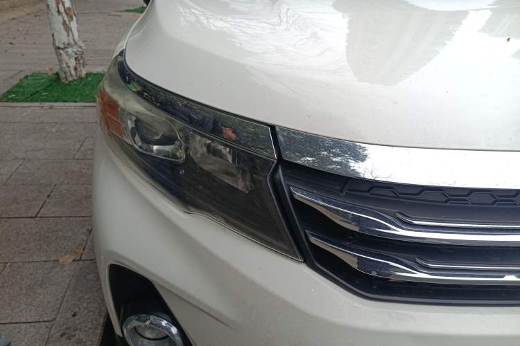 Used GAC Trumpchi GS3 2017 150N Manual Elite Edition Right Front Headlight