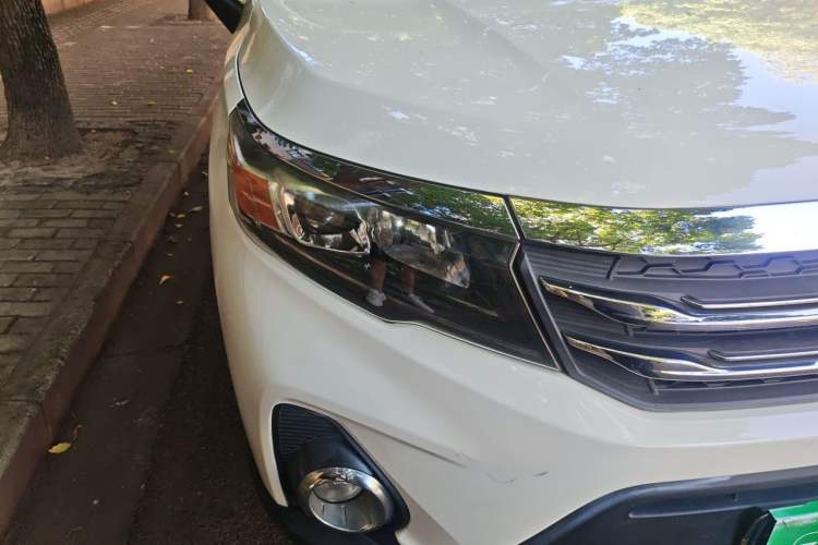 Used GAC Trumpchi GS3 2017 150N Manual Elite Edition Right Front Headlight