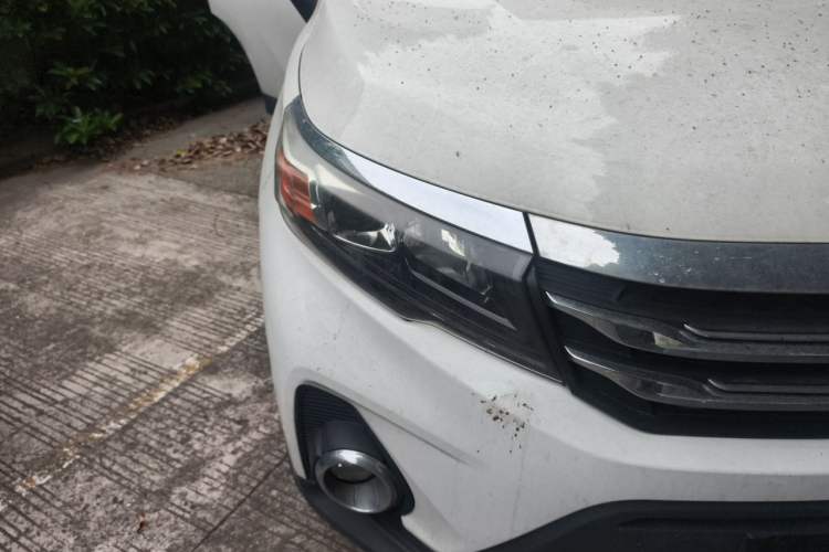 Used GAC Trumpchi GS3 2017 150N Manual Luxury Edition Right Front Headlight