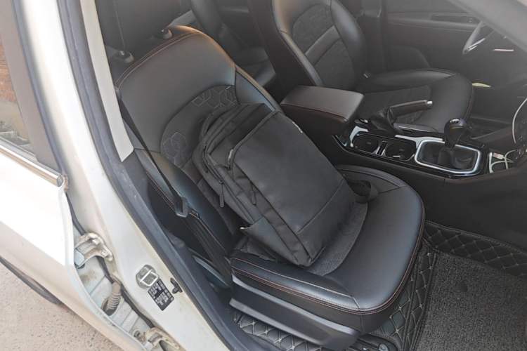 Used GAC Trumpchi GS3 2017 150N Manual Elite Edition Right Front Seat