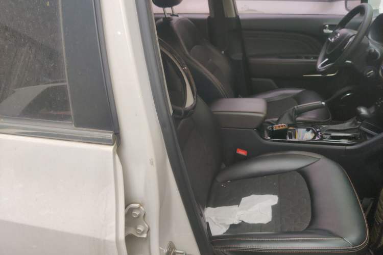 Used GAC Trumpchi GS3 2017 150N Automatic Elite Edition Right Front Seat