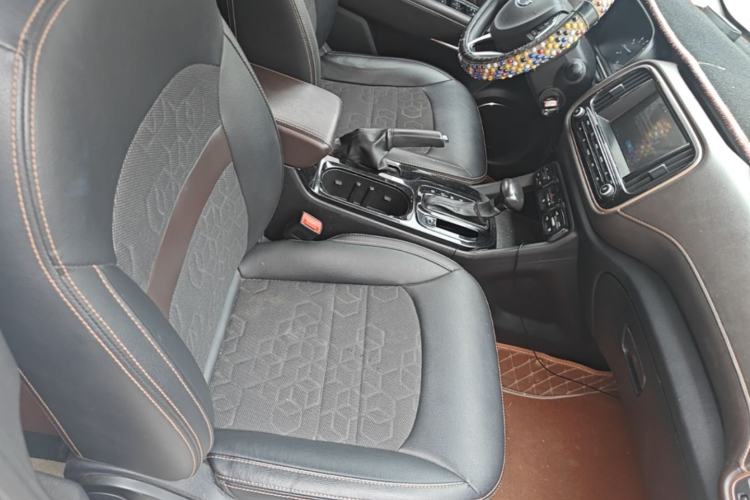 Used GAC Trumpchi GS3 2017 150N Automatic Elite Edition Right Front Seat