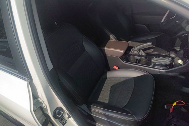 Used GAC Trumpchi GS3 2017 200T Automatic Elite Edition Right Front Seat