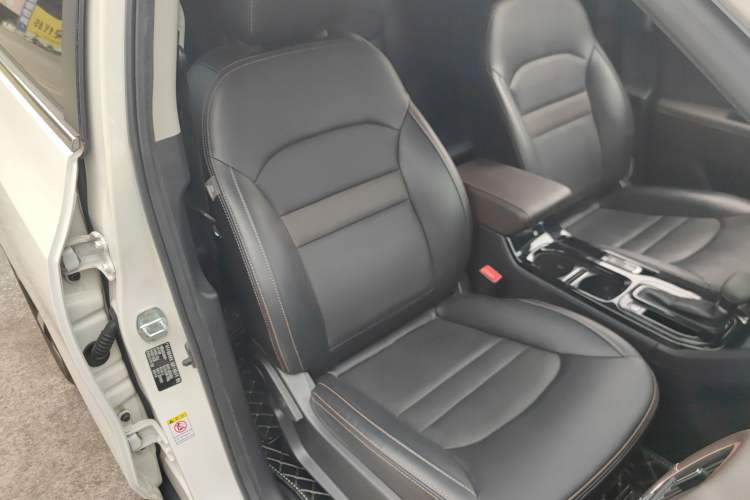 Used GAC Trumpchi GS3 2017 200T Automatic Luxury Edition Right Front Seat