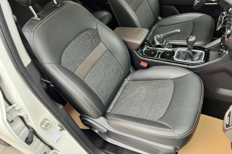 Used GAC Trumpchi GS3 2017 150N Manual Elite Edition Right Front Seat