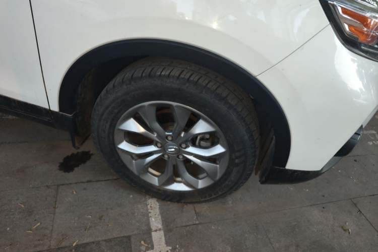 Used GAC Trumpchi GS3 2017 150N Manual Elite Edition Right Front Wheel Hub
