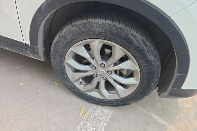 Used GAC Trumpchi GS3 2017 150N Manual Luxury Edition Right Front Wheel Hub