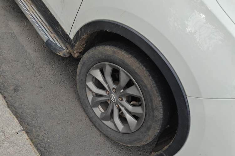Used GAC Trumpchi GS3 2017 150N Manual Elite Edition Right Front Wheel Hub