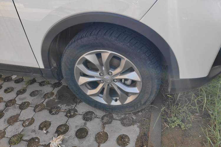 Used GAC Trumpchi GS3 2017 150N Manual Luxury Edition Right Front Wheel Hub