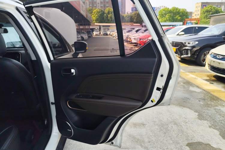 Used GAC Trumpchi GS3 2017 200T Automatic Elite Edition Right Rear Door Interior
