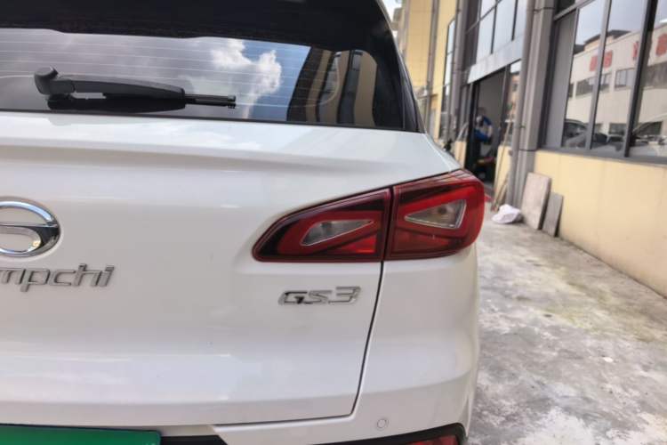 Used GAC Trumpchi GS3 2017 150N Automatic Elite Edition Right Rear Taillight