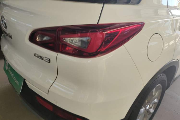 Used GAC Trumpchi GS3 2017 150N Automatic Elite Edition Right Rear Taillight