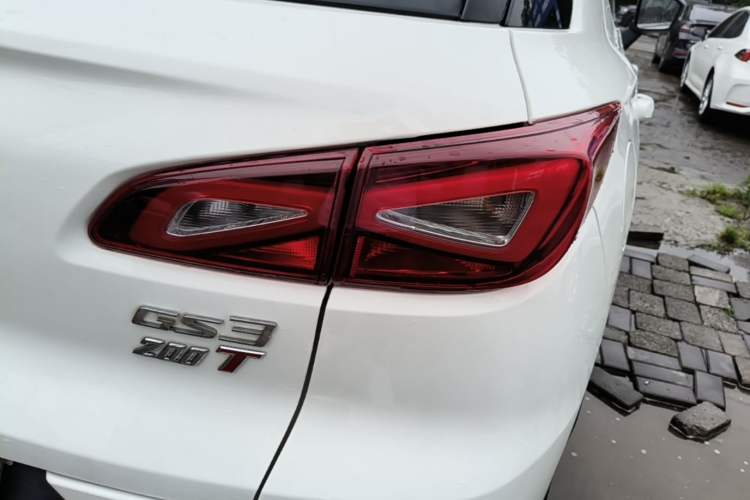Used GAC Trumpchi GS3 2017 200T Automatic Luxury Edition Right Rear Taillight